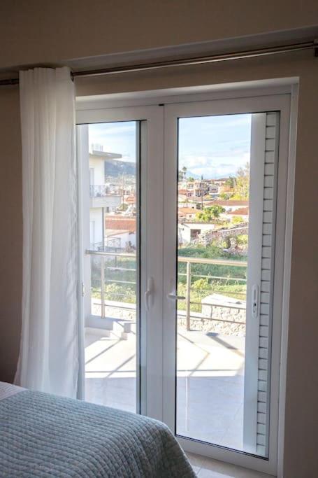 Over The Horizon 3 Bedroom Apartment Nafplio