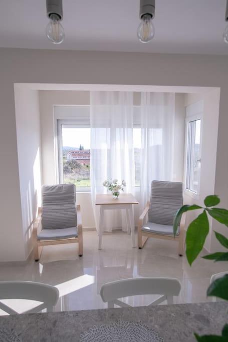 Apartment Over The Horizon 3 Bedroom